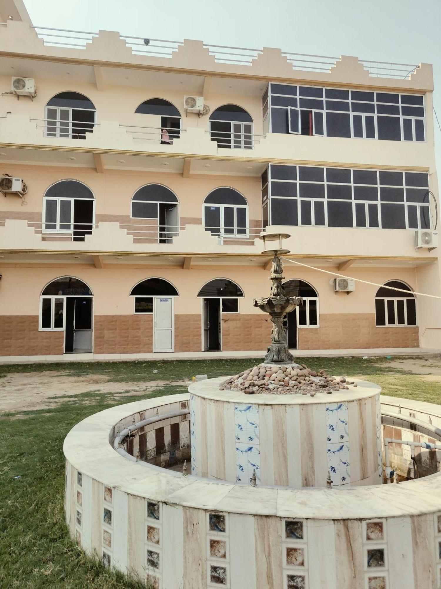 Sneh Bandhan Banquet & Lawn Kanpur Exterior foto